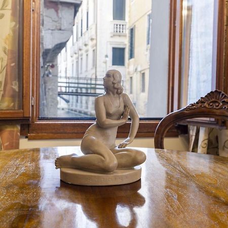 Il Nido Di San Stae Apartment Венеция Екстериор снимка
